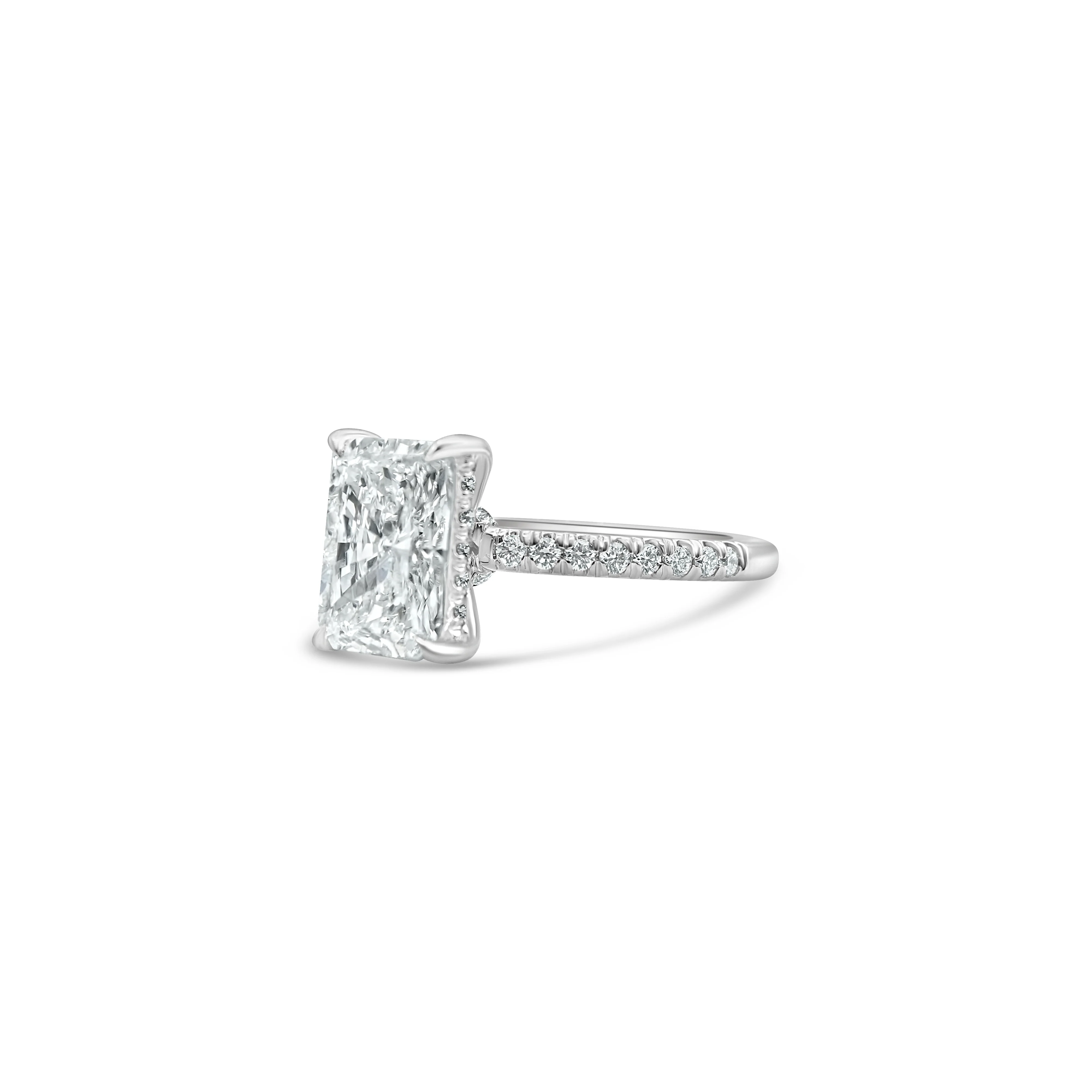 14K White Gold Radiant-Cut Diamond Engagement Ring 2.35 CT - Image 3