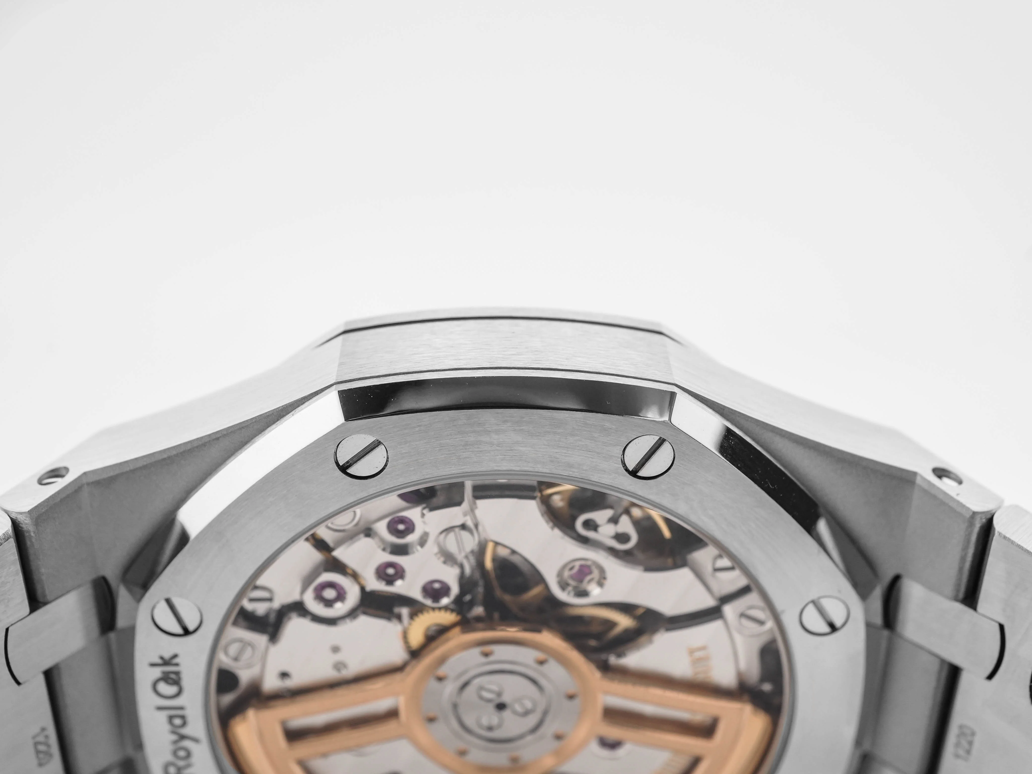 Audemars Piguet 15500ST.OO.1220ST.04 Royal Oak 41 mm White Dial Stainless Steel Box and Papers 2022 - Image 9