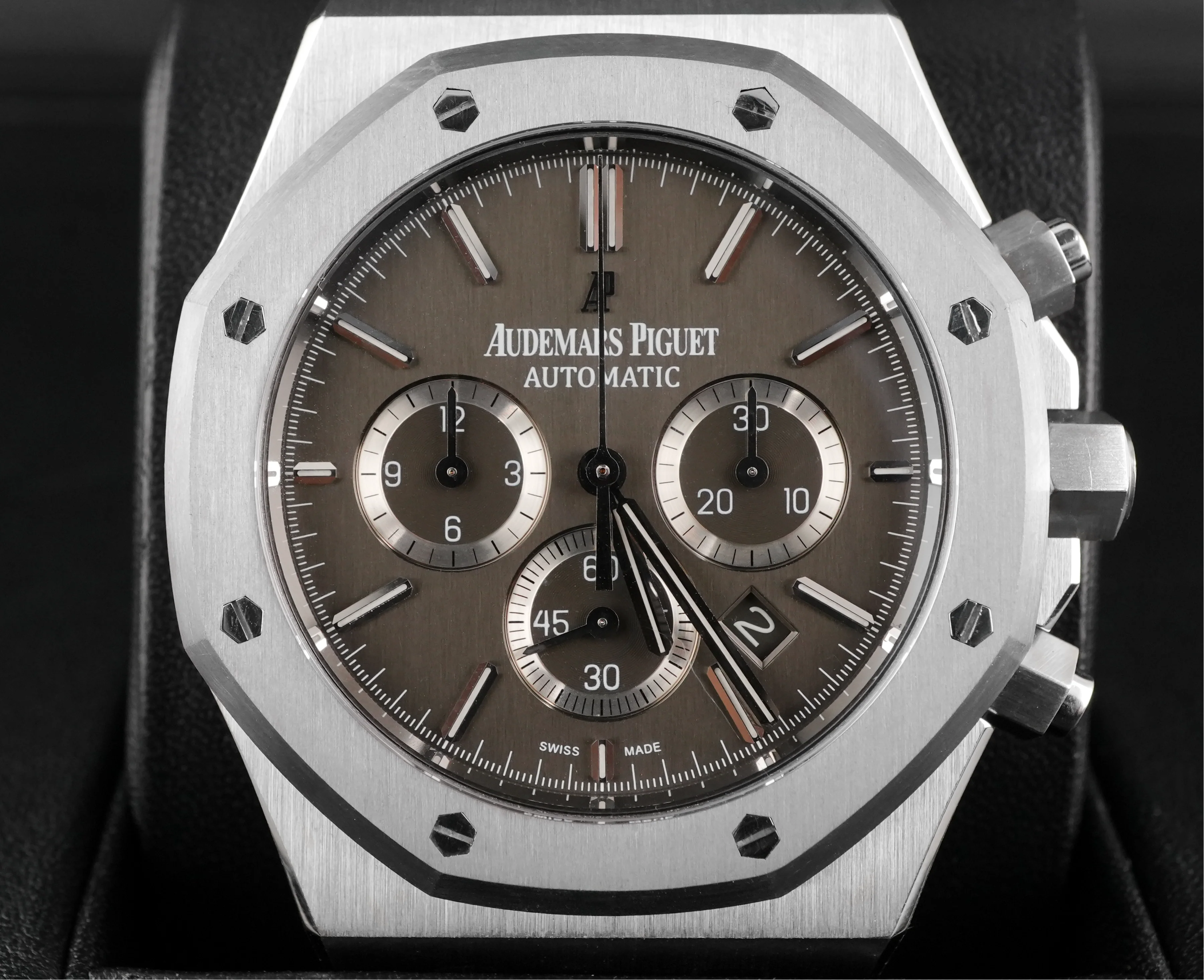 Audemars Piguet 26325TS.OO.D005CR.01 Royal Oak Leo Messi Chronograph Grey Dial Box and Papers 2013 - Image 3