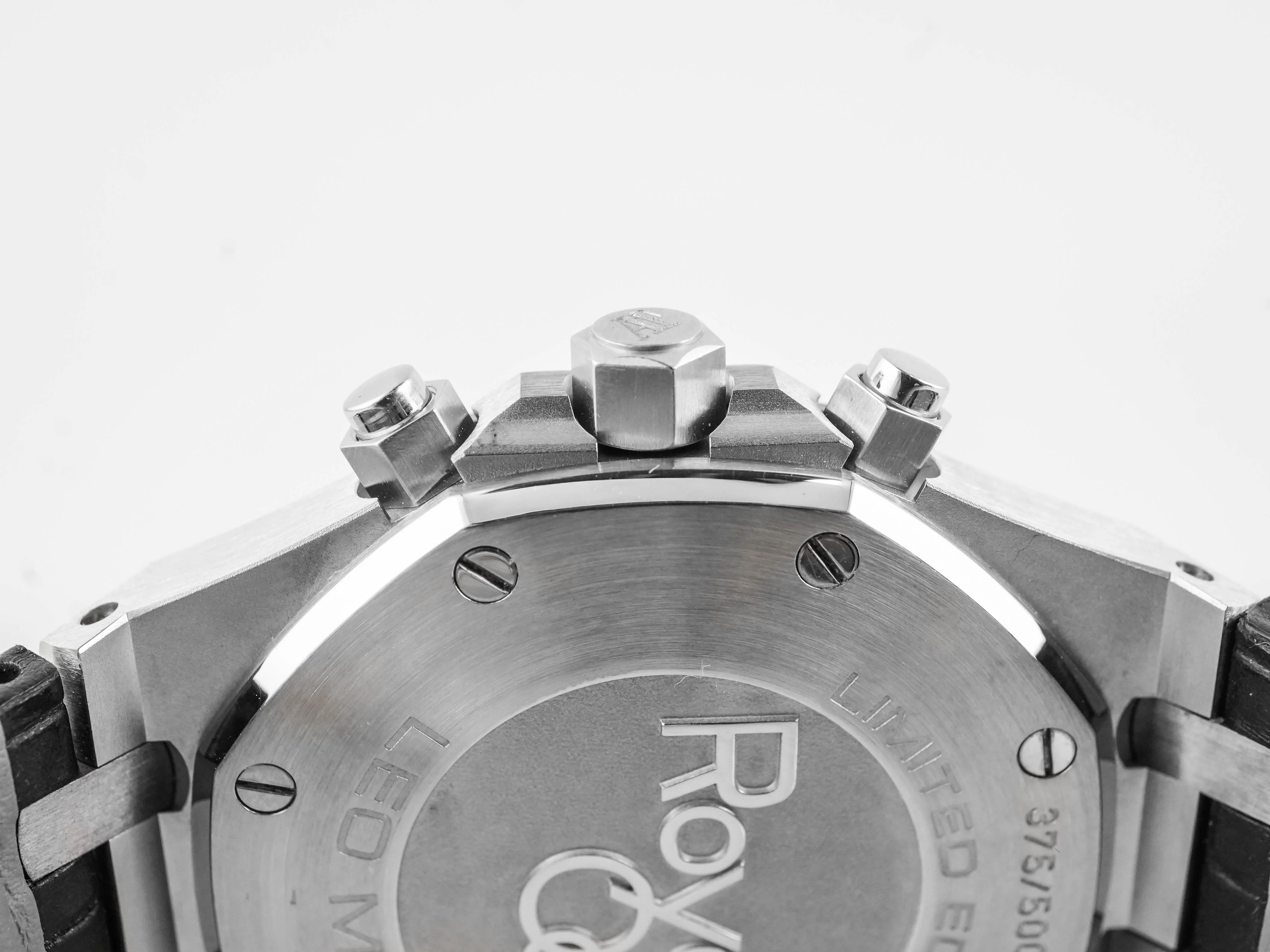 Audemars Piguet 26325TS.OO.D005CR.01 Royal Oak Leo Messi Chronograph Grey Dial Box and Papers 2013 - Image 8
