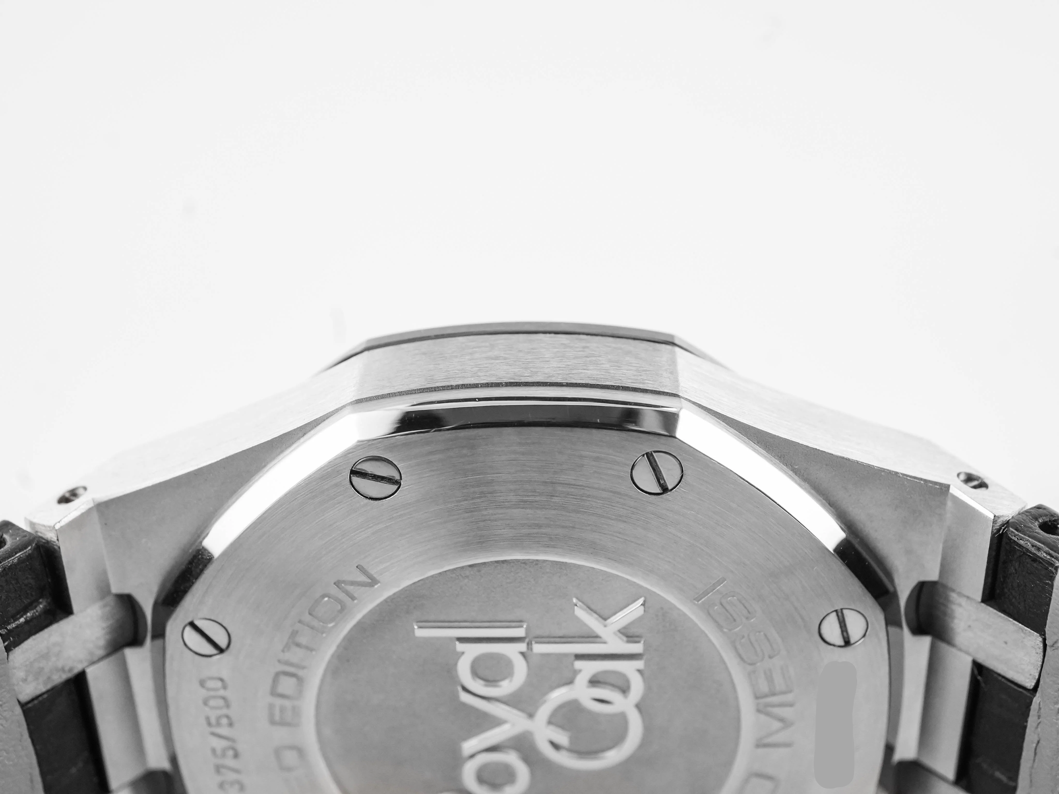 Audemars Piguet 26325TS.OO.D005CR.01 Royal Oak Leo Messi Chronograph Grey Dial Box and Papers 2013 - Image 9