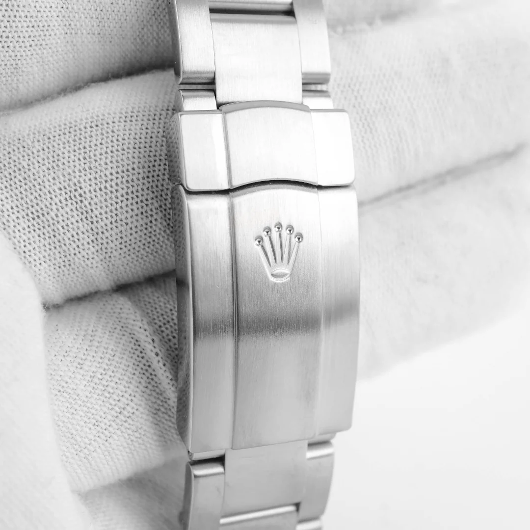 Rolex 114300 Oyster Perpetual 39 mm Smooth Bezel Blue Dial Oyster Bracelet Box and Papers 2017 - Image 5