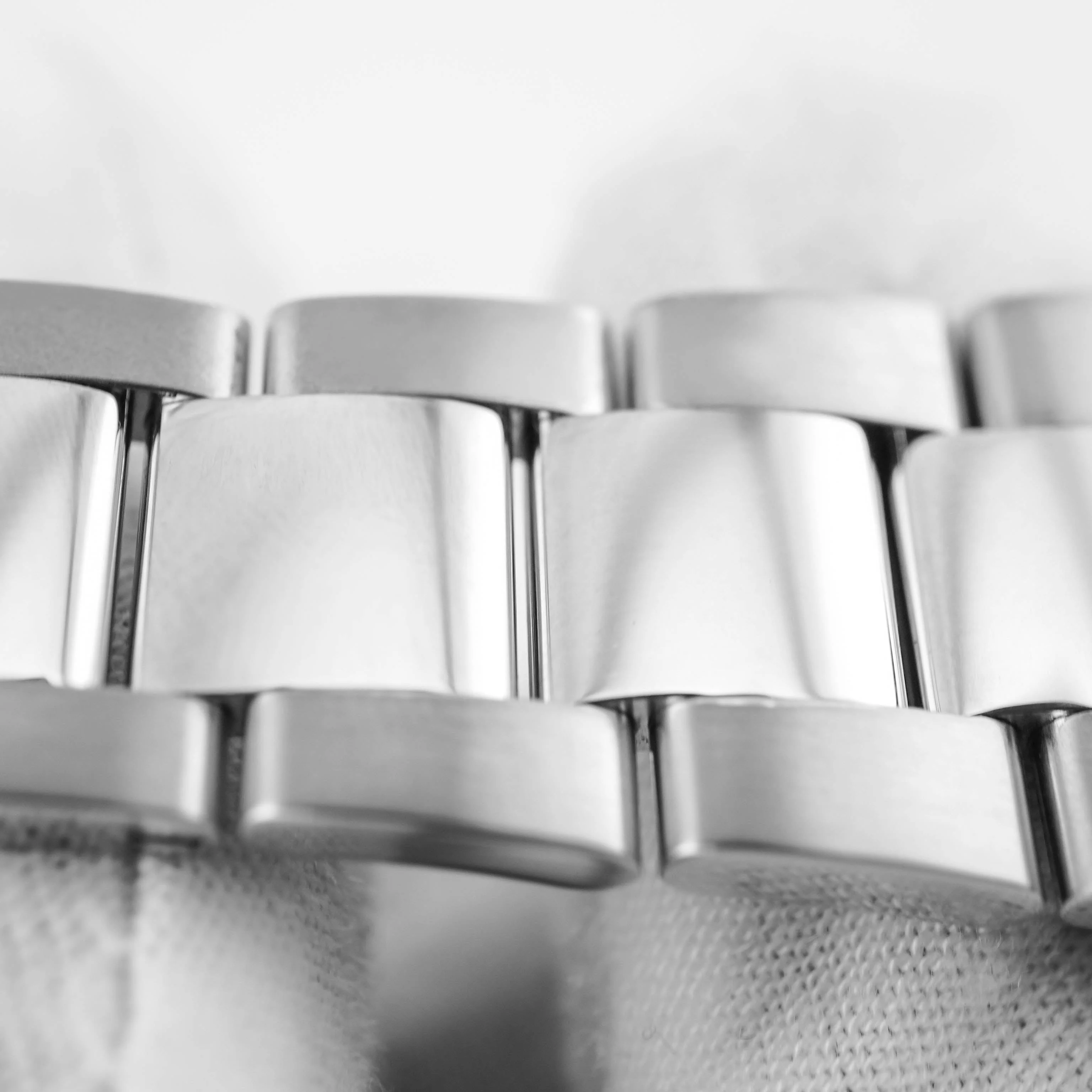 Rolex 116200 Datejust 36 mm Smooth Bezel Black Concentric Circle Dial Box and Papers 2019 - Image 7