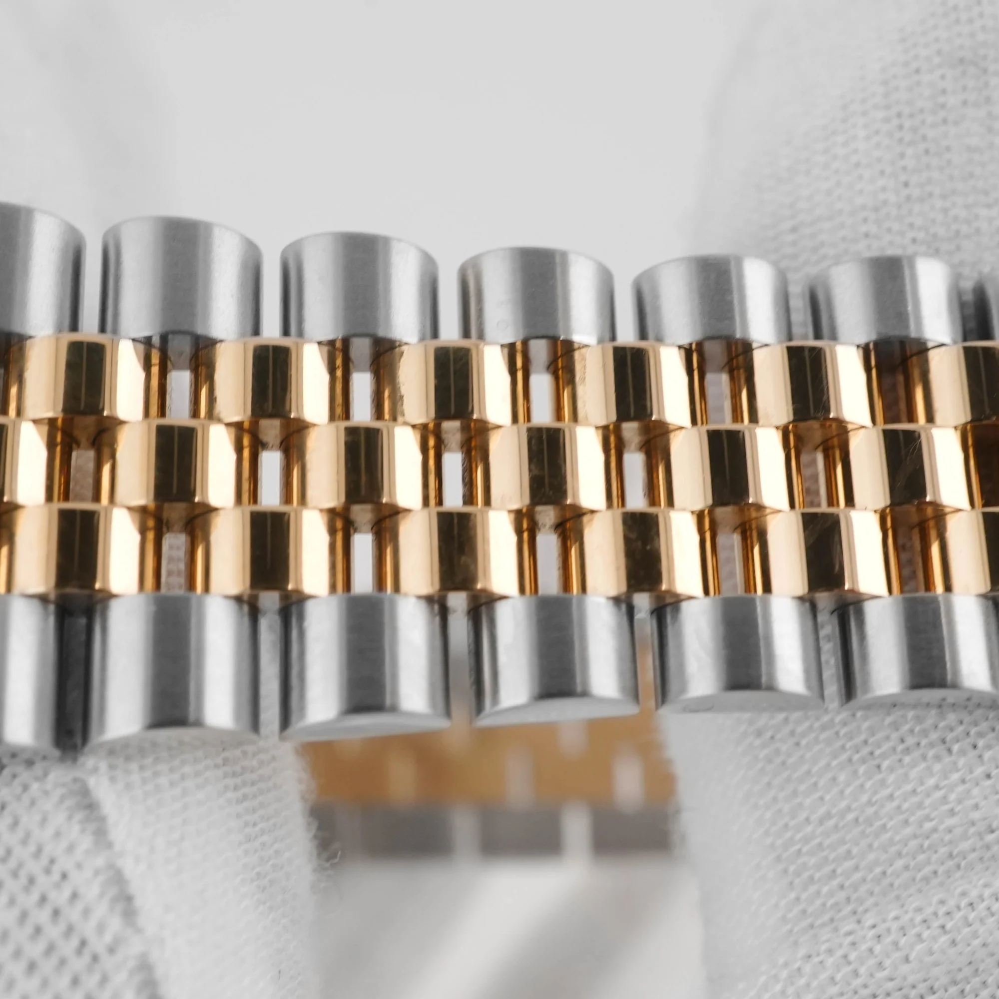 Rolex 126233 Datejust 36 mm Fluted Bezel Black Diamond Dial Jubilee Bracelet Box and Papers 2020 - Image 6