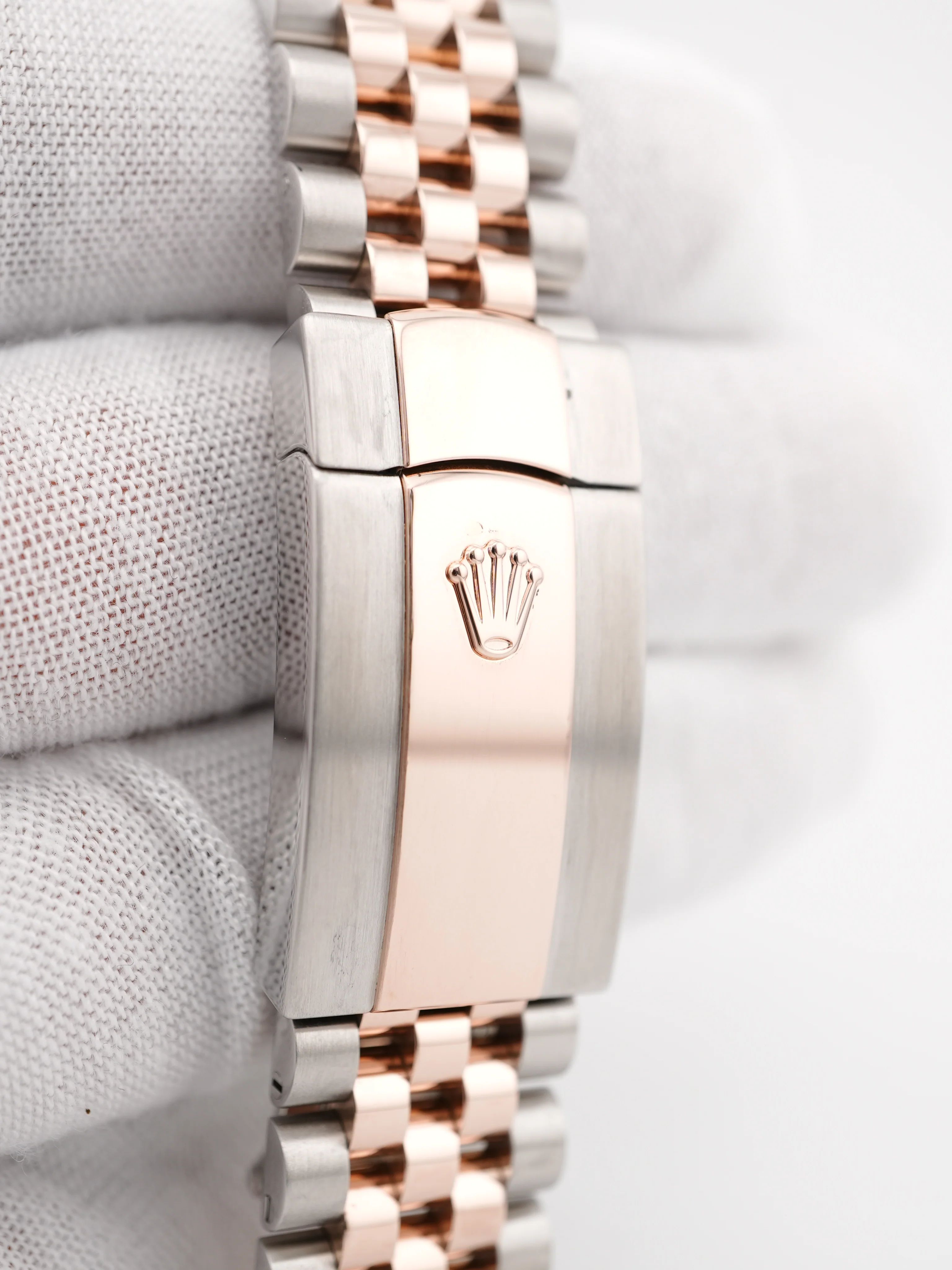Rolex 126331 Datejust 41 mm Chocolate Brown Diamond Dial Jubilee Bracelet Box and Papers 2022 - Image 5