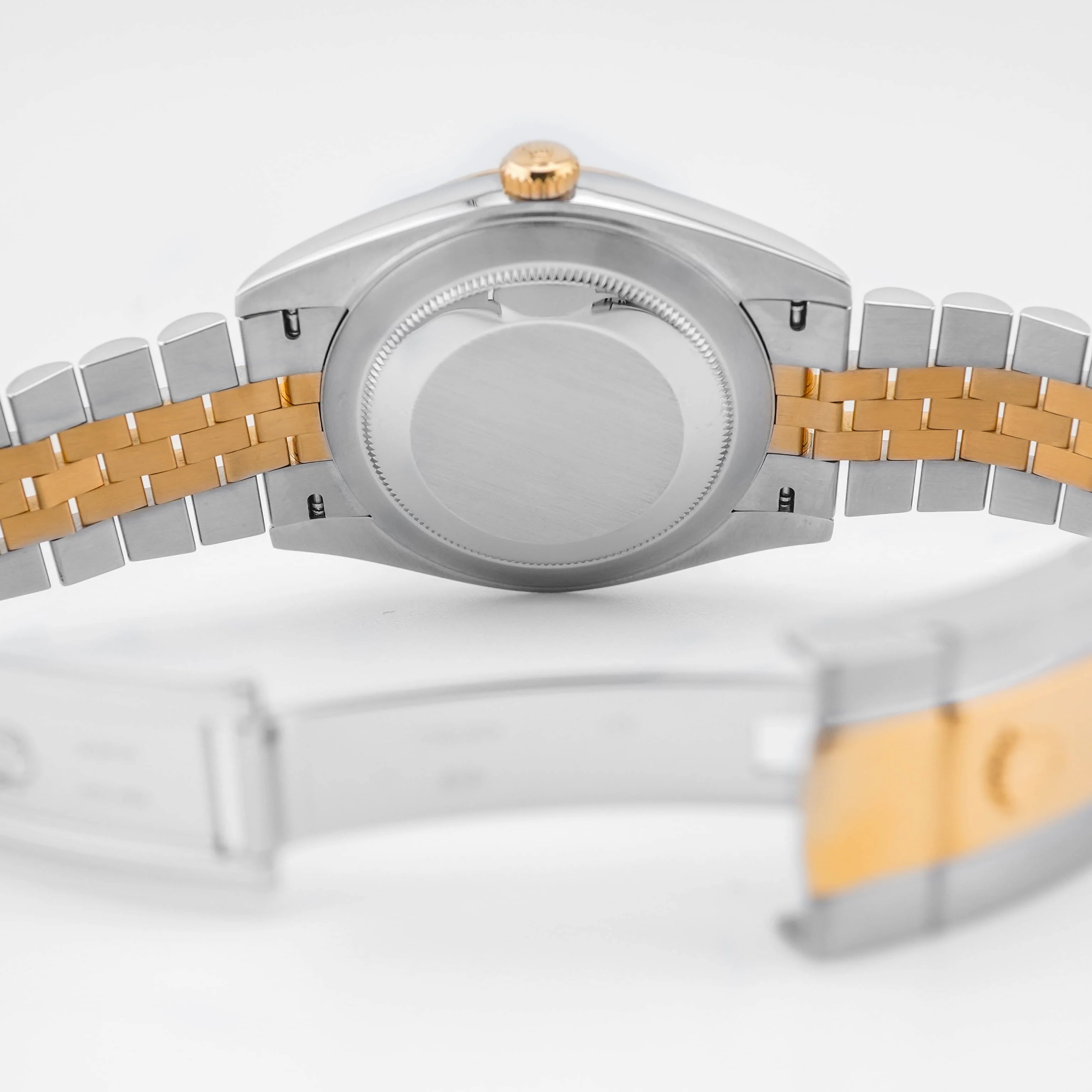 Rolex 126333 Datejust 41 mm Fluted Bezel Champagne Dial Jubilee Bracelet Box and Papers 2017 - Image 5