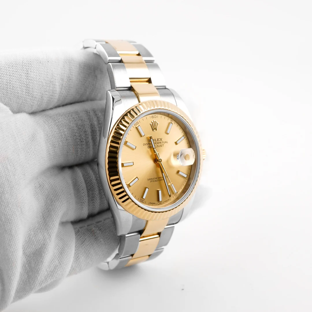 Rolex 126333 Datejust 41 mm Fluted Bezel Champagne Index Dial Oyster Bracelet Box and Papers 2016 - Image 4