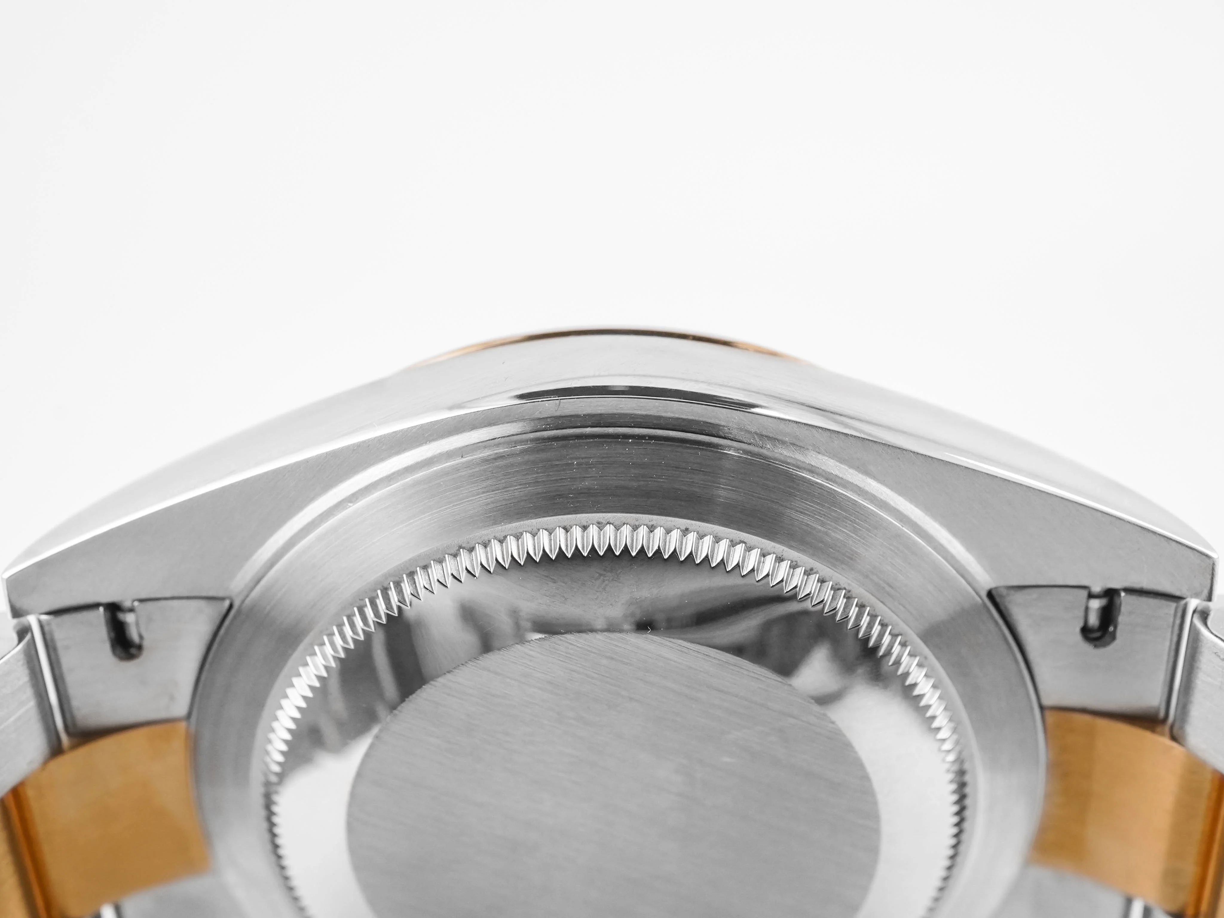 Rolex 126333 Datejust 41 mm Fluted Bezel Champagne Index Dial Oyster Bracelet Box and Papers 2019 - Image 8
