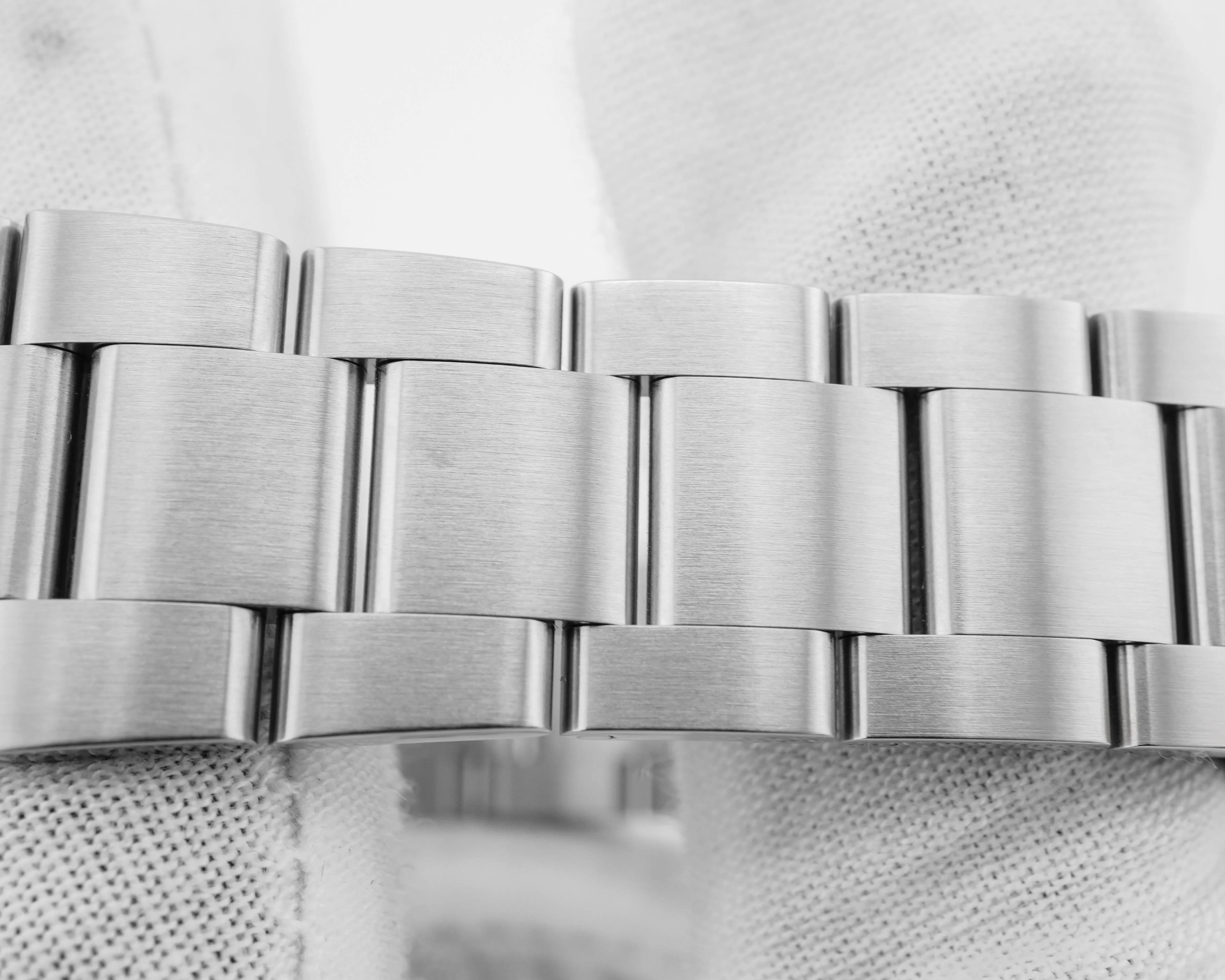 Rolex 126660 Sea-dweller Deepsea 44 mm D-Blue James Cameron Oyster Bracelet Box and Papers 2022 - Image 6