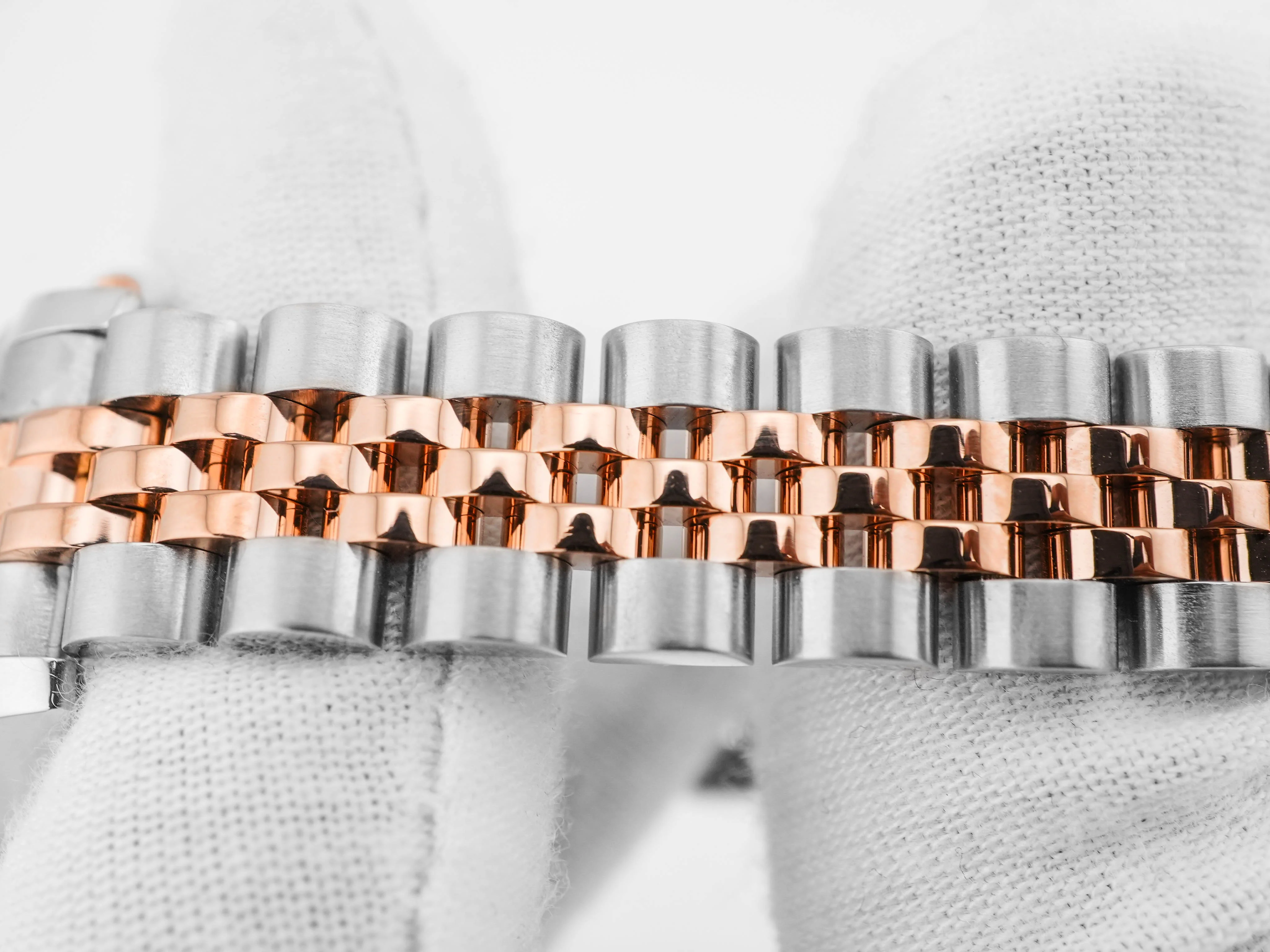 Rolex 179171 Lady-Datejust 26 mm Meteorite Diamond Dial Jubilee Bracelet Box and Papers 2010 - Image 7