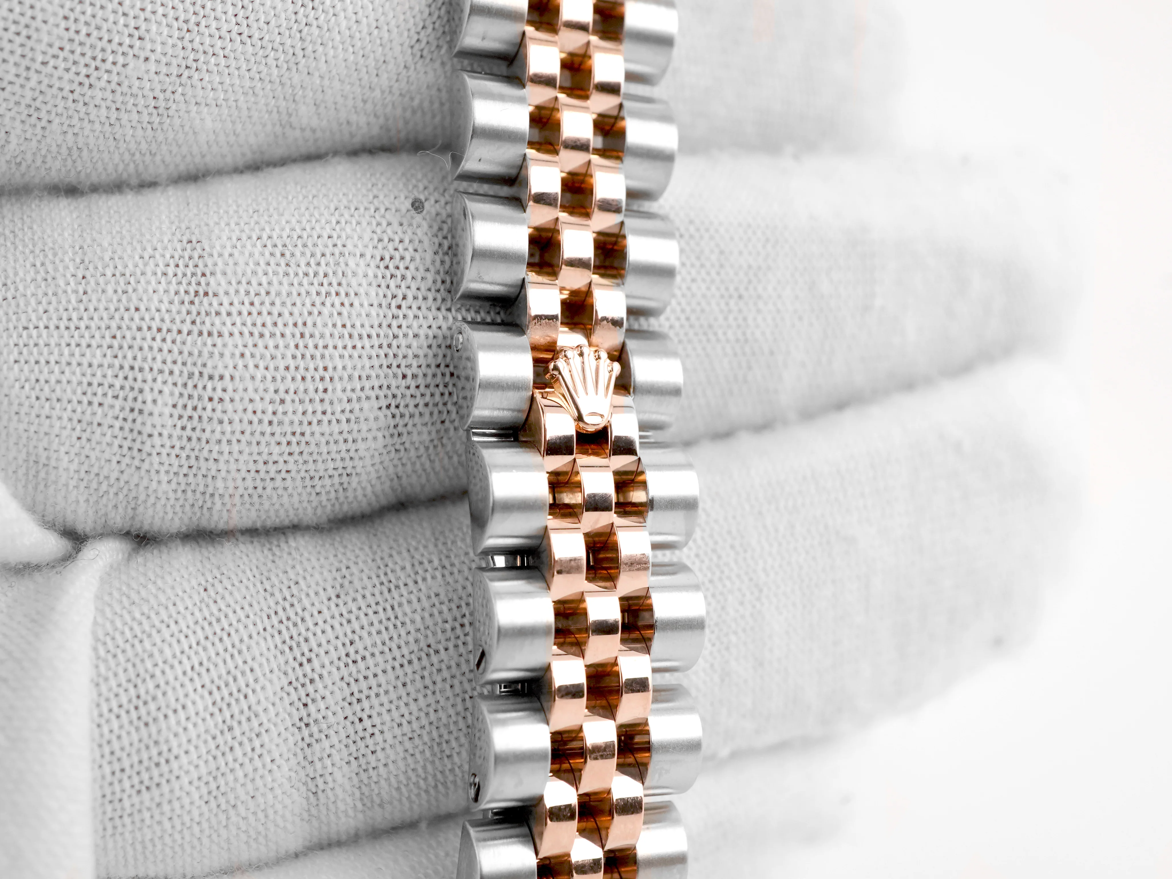 Rolex 179171 Lady-Datejust 26 mm White Diamond Dial Jubilee Bracelet Box and Papers 2012 - Image 5