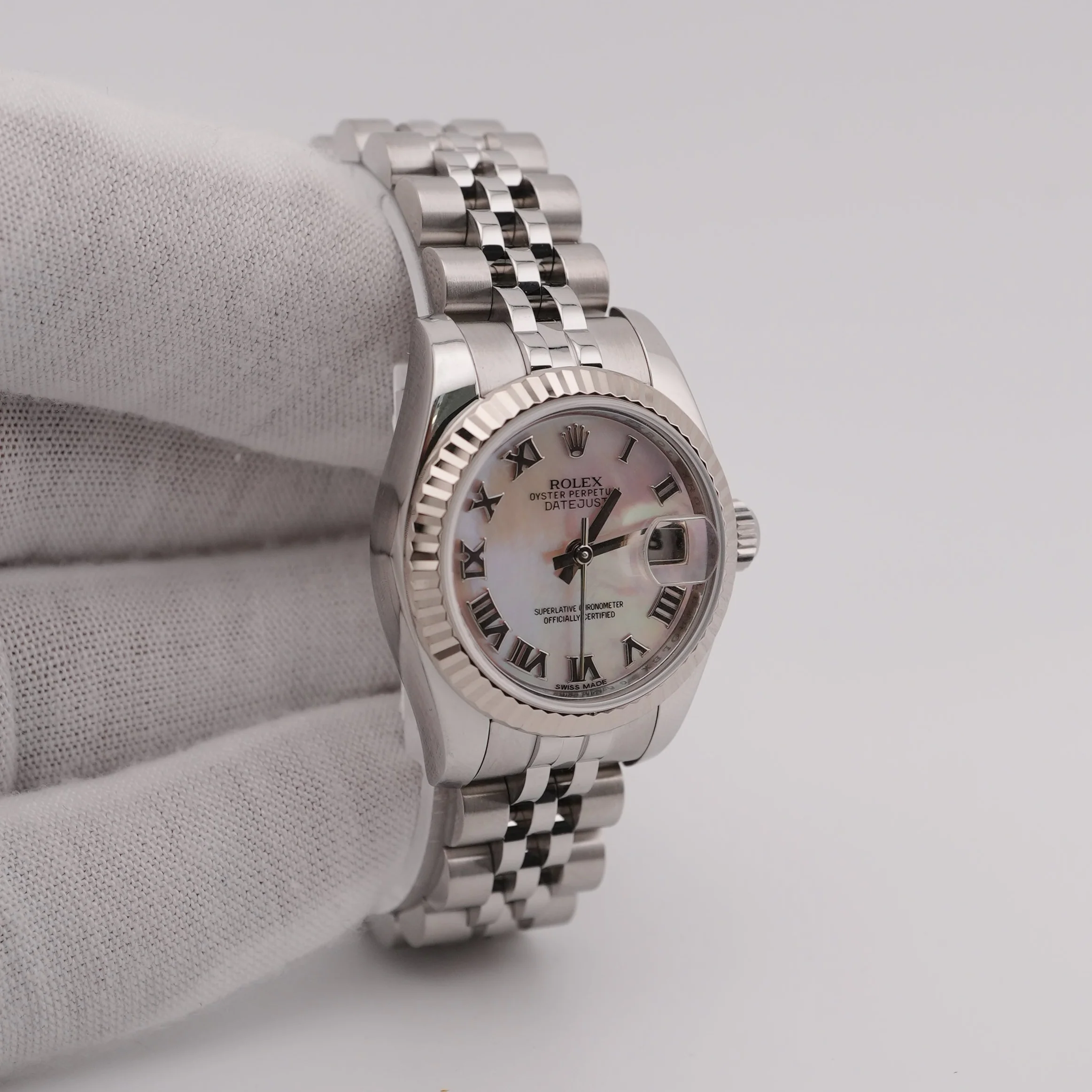Rolex 179174 Lady-Datejust 26 mm Fluted Bezel MOP White Dial Jubilee Bracelet Box and Papers 2012 - Image 4