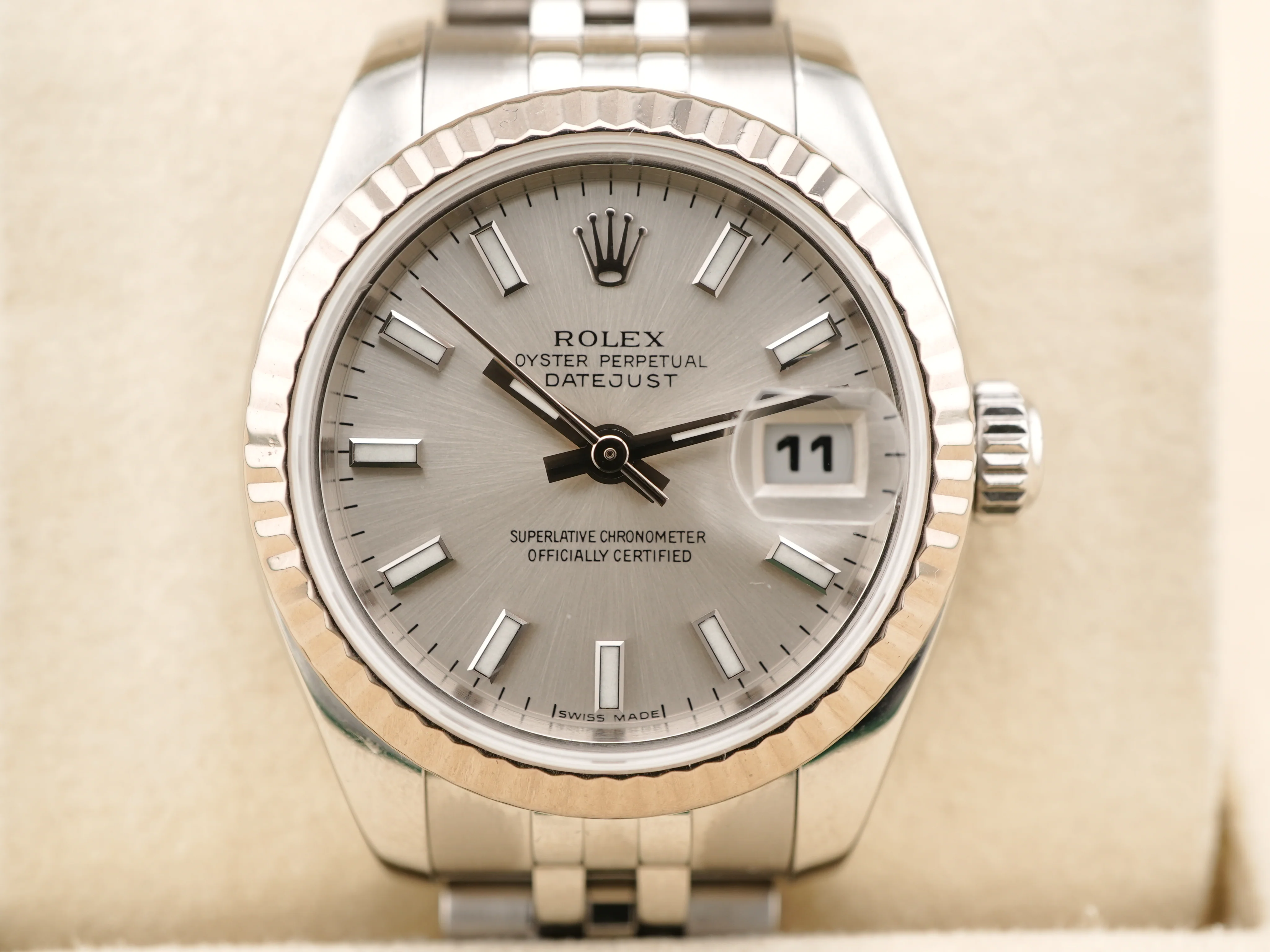 Rolex 179174 Lady-Datejust 26 mm Fluted Bezel Silver Dial Jubilee Bracelet Box and Papers 2011 - Image 3