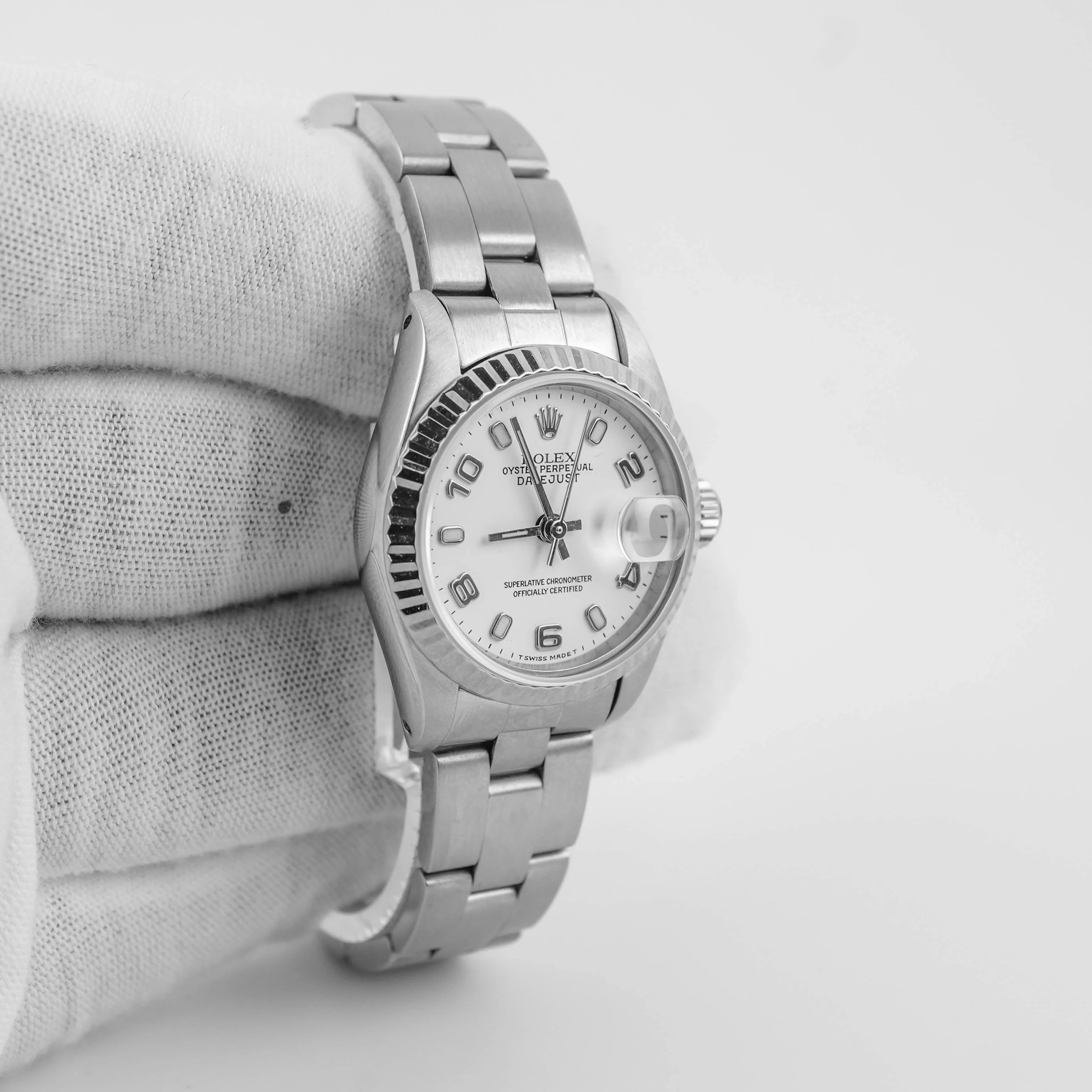 Rolex 69174 Lady-Datejust 26 mm 18K White Gold Silver Dial Oyster Bracelet Box and Papers 1984 - Image 4