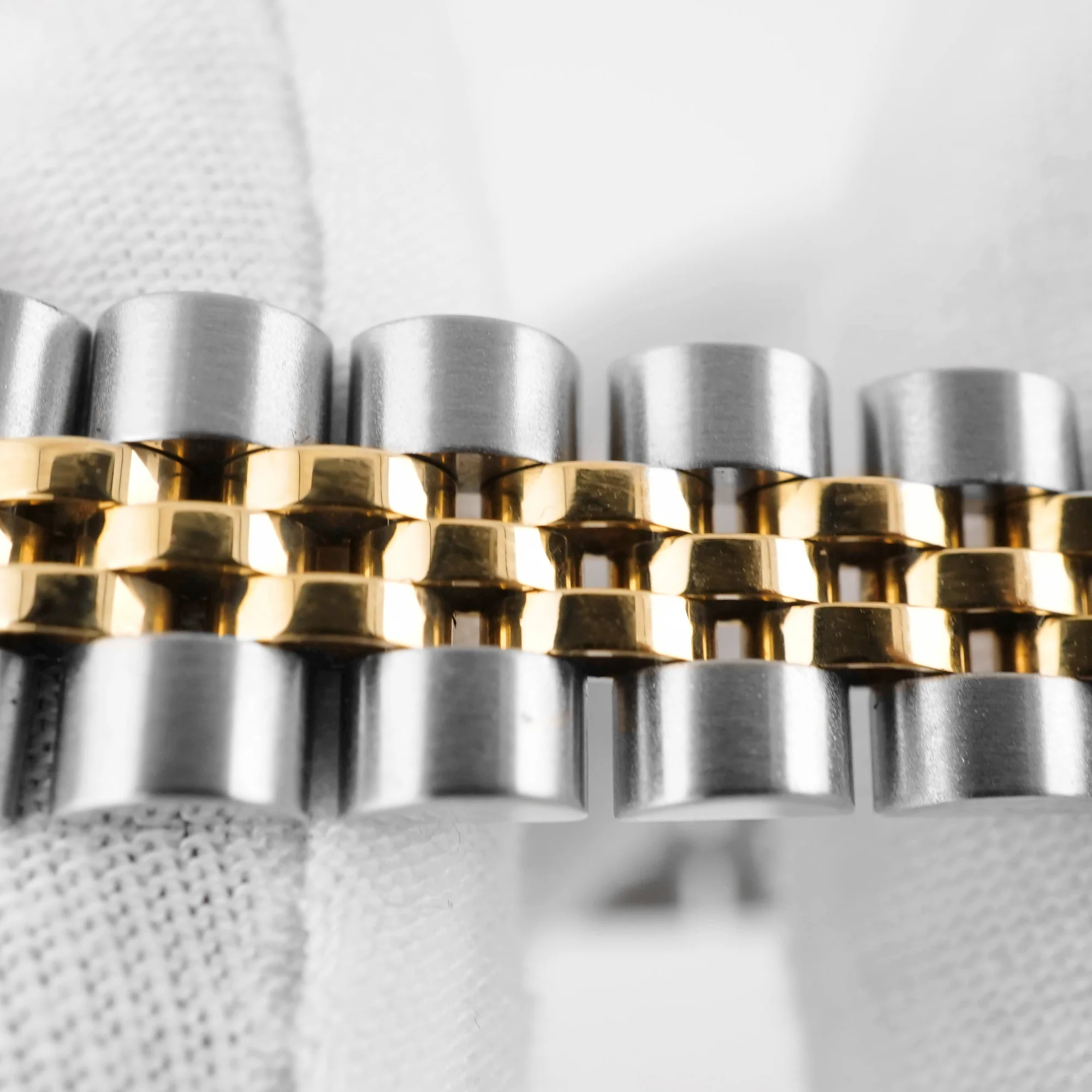 Rolex 79173 Lady-Datejust 26 mm Champagne Jubilee Dial Jubilee Bracelet Box and Papers 2000 - Image 6